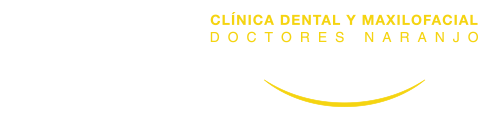 Logotipo clinica DEMAX