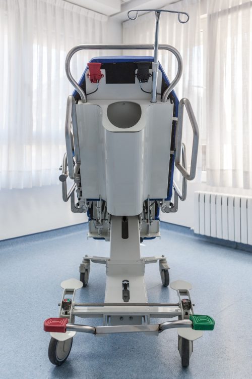 Plano trasero de la silla-camilla Leonardo, producto destinado para el tratamiento y manejo de pacientes